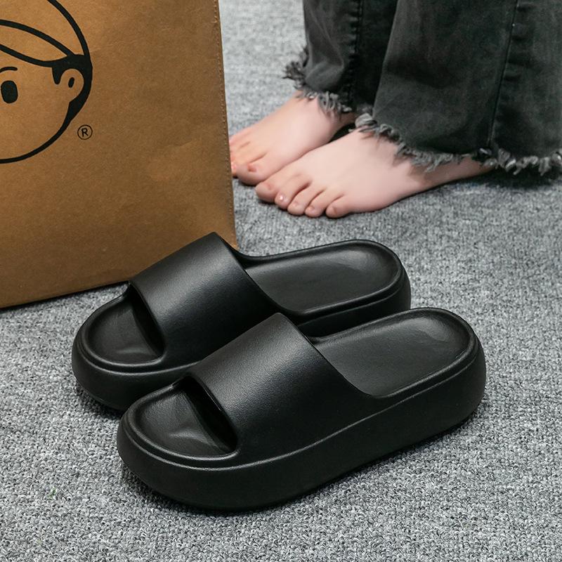 Women's 2025 Summer Height-Boosting Platform Beach Slippers