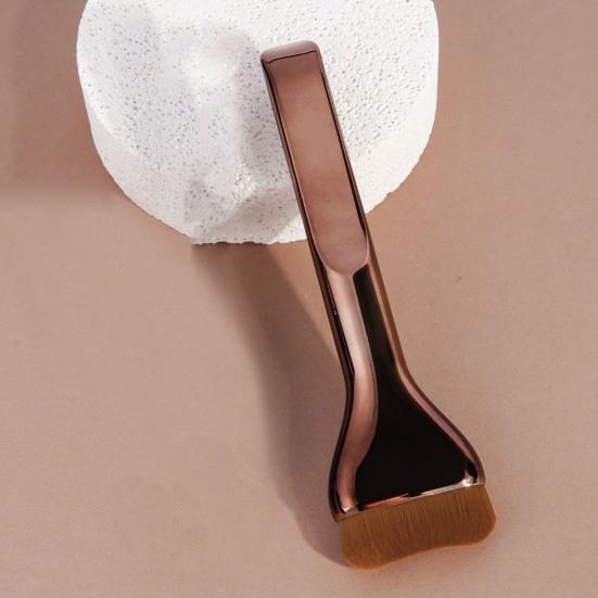 Foundation Brush with Long Handle Flat Top Synthetic Bristles Liquid Makeup Brush Professional Facial Mud Applicator Kabuki Brush