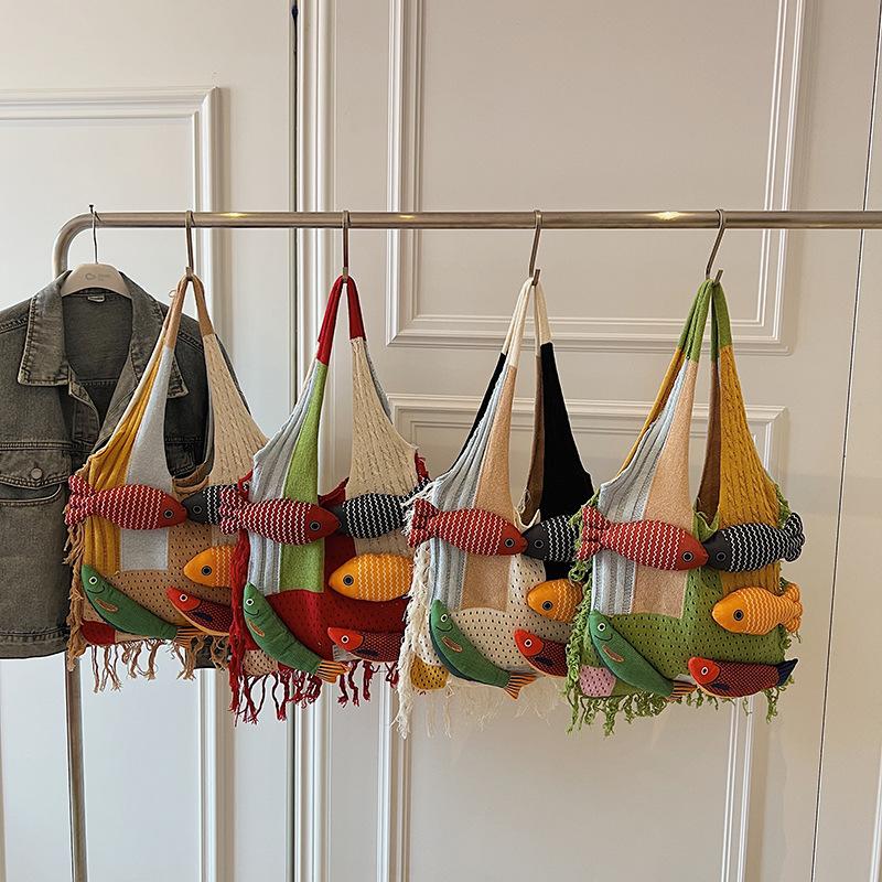 Small Fish Decorative Literary Knitting Light Luxury High Quality Soft Durable Fashion Exquisite Lightweight Commuting Outdoor Crossbody Shoulder Bag