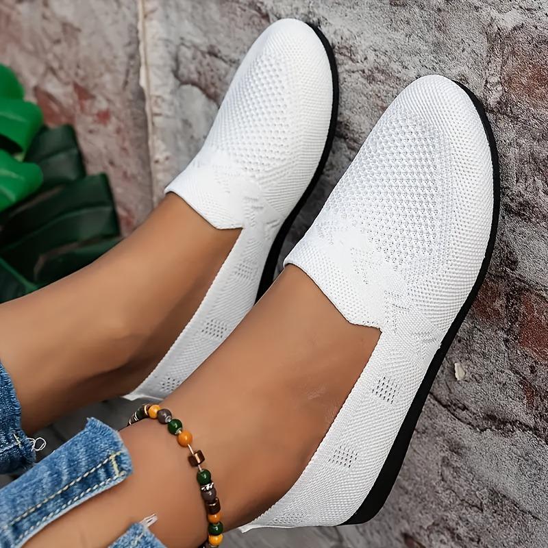 2025 Fall New Large Size Round Head Flat Single Shoes Female Shallow Mouth Sports Wind Casual Shoes