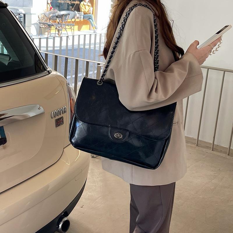 Autumn and winter large-capacity commuter bag, new diamond bag, retro casual and versatile women's shoulder armpit bag tide