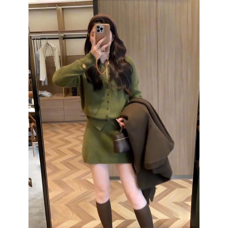 Elegant Autumn-Winter Knitted Faux Two-Piece Set: Ladies' Fashion Top & Short Skirt