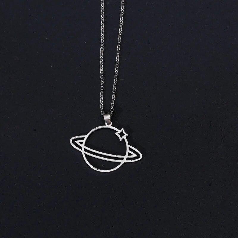 Kpop moda araña colgantes de Halloween cadena cruzada redonda collares para hombres Color plata cadena de cuello gótico pareja ropa de calle regalos
