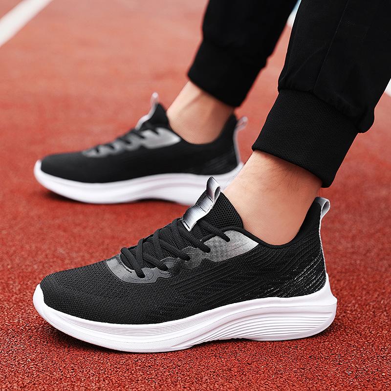Neue Frühjahrs- und Sommer-atmungsaktive lässige weichsohlige Mesh-Sneaker Herren leichte rutschfeste und geruchshemmende Laufschuhe