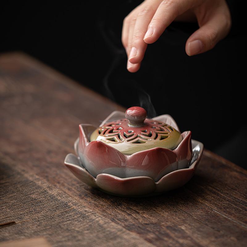 Hand-Painted Doucai Lotus Ceramic Incense Burner - Ancient Style Aromatherapy Flower Design