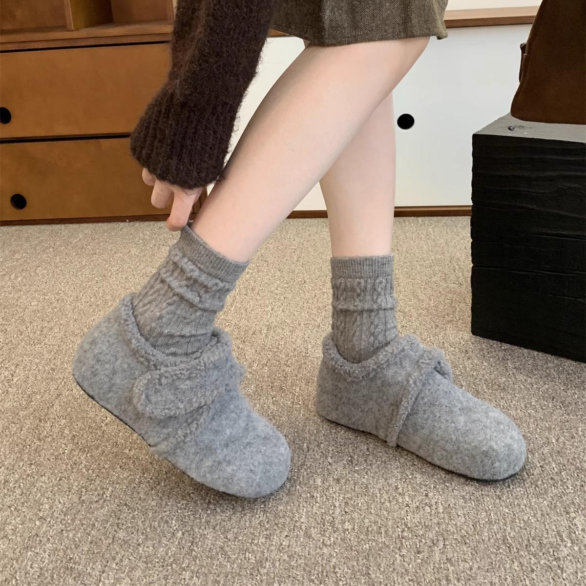 

2025 осень и зима новая женская хлопковая обувь модная универсальная липучка бархатная теплая внутренняя высота увеличивает 3,5 легко носить 40