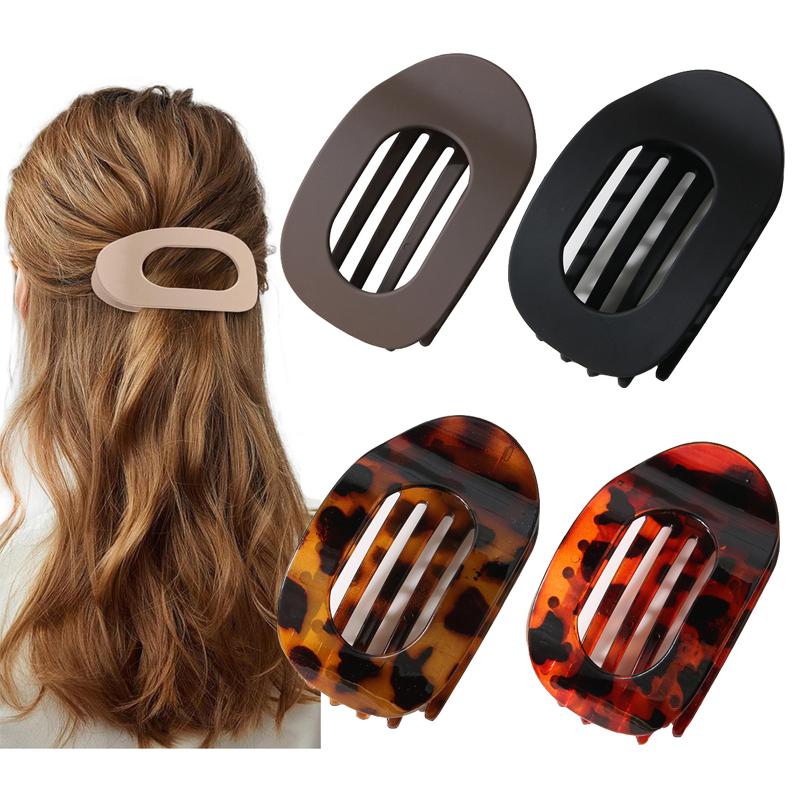 Oval Flat Hair Clips for Women Design Leopard Large Flat Round Claw Clip French Acrylic Lying Down Hair Accessories