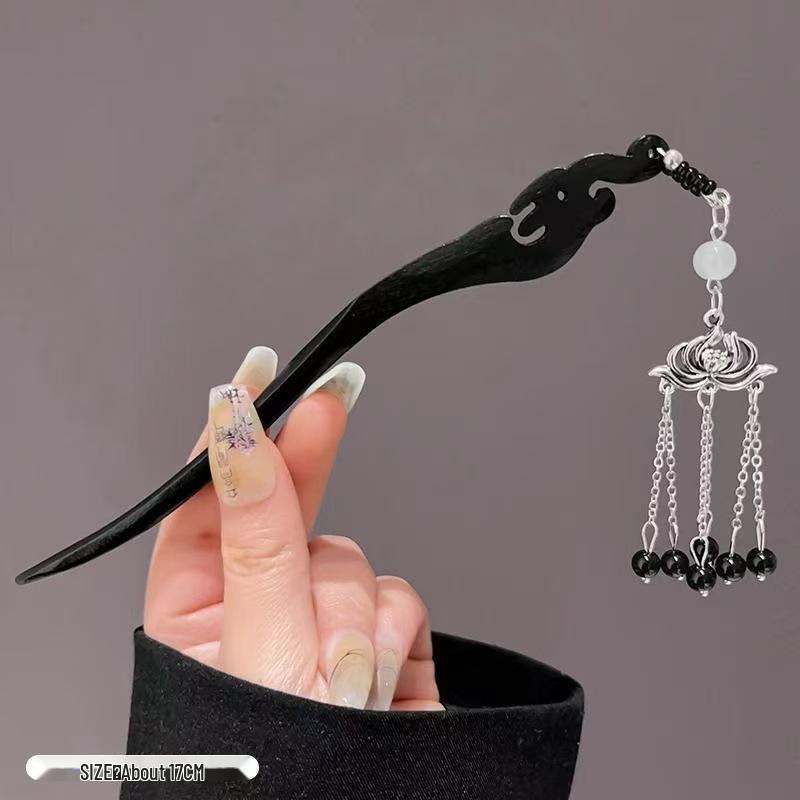 Sandalwood Women's Hairpin: Elegant Modern-Chinese Style Wooden Updo Stick