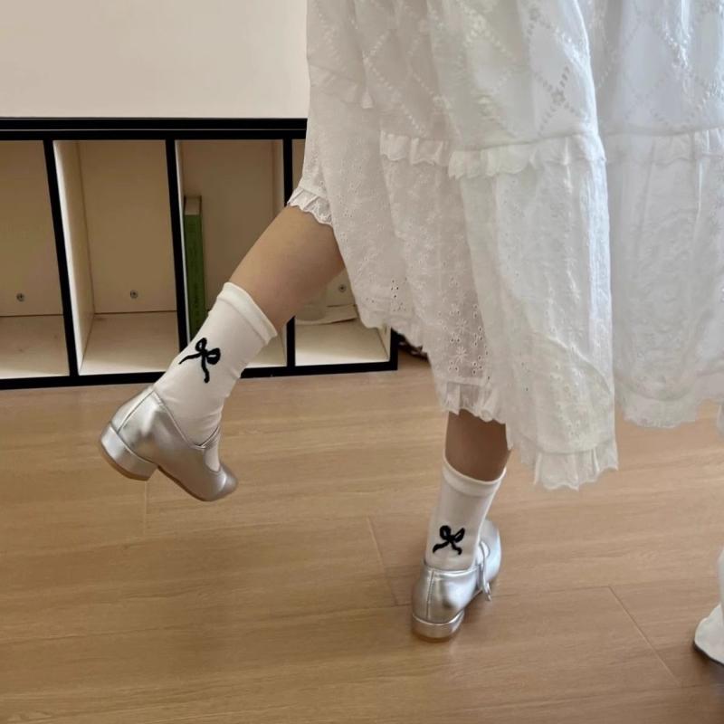 3 Pairs New Mid-calf Socks with Cute Bow At The Heel Women's Slouch Socks Spring/Summer