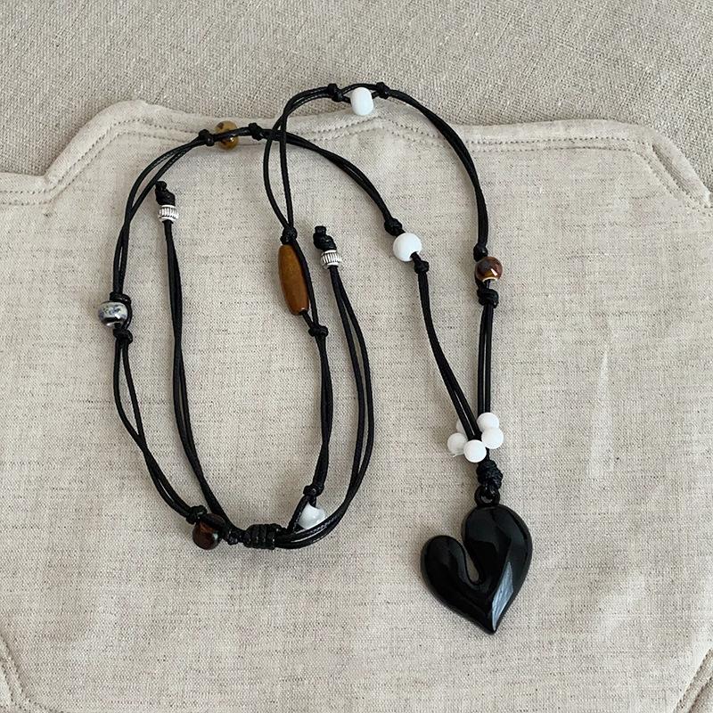 Flowers Beads Irregular Red Black Enamel Love Heart Pendant Necklaces for Women Adjustable Rope Chain Chokers Jewelry