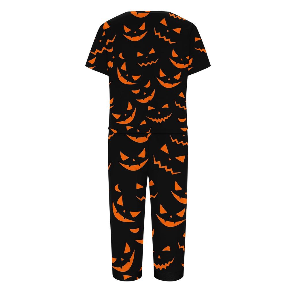 Women Two Piece Set Short Sleeve Top and Capri Pants Halloween Print Casual Lounge Outfit Comfortable Fit