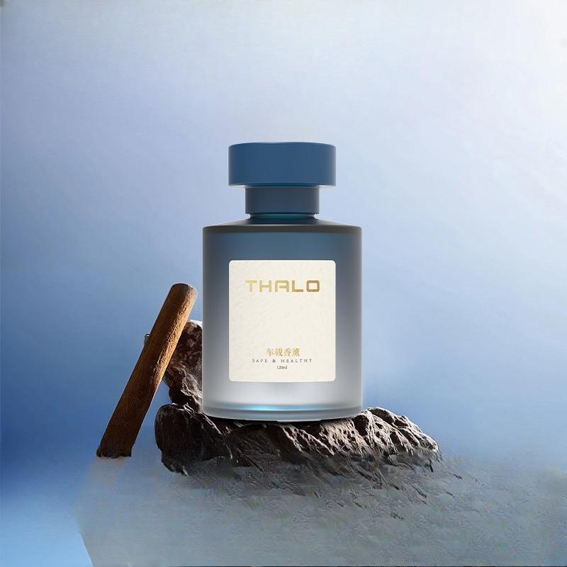 

Автомобильный аромадиффузор, Долгоиграющий зимний аромат для автомобилей, Высококлассный парфюмерный аксессуар для автомобилей Shan Hai -120ml