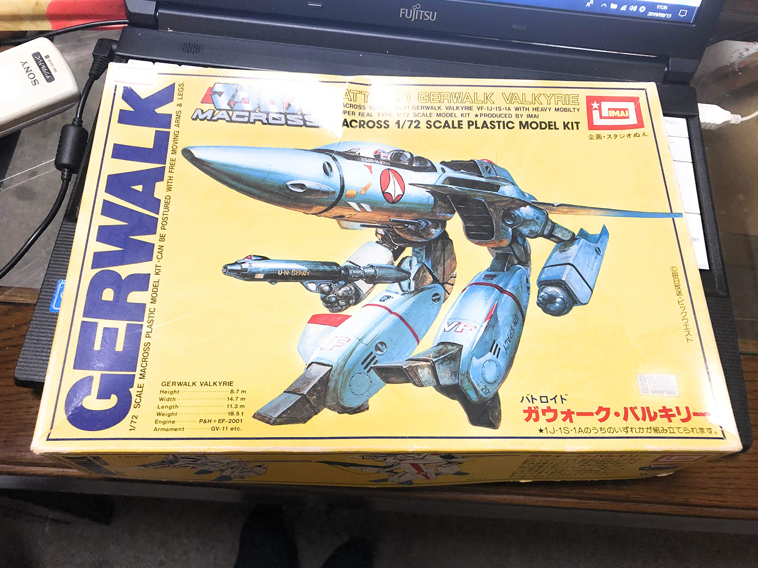 

Имаи Макросс Герволк Валькирия 1/72 VF-1J