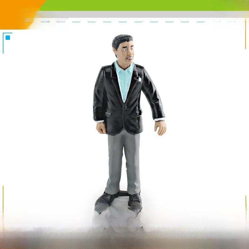 Family Figurine Set For Home Decor With Pvc Material And Realistic Human Models For Collectors