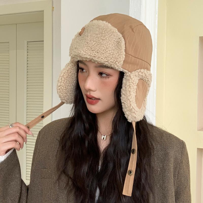 Herfst- en wintermuts dames M beer lamsvacht winter warm buiten koud beschermend oorklep dik