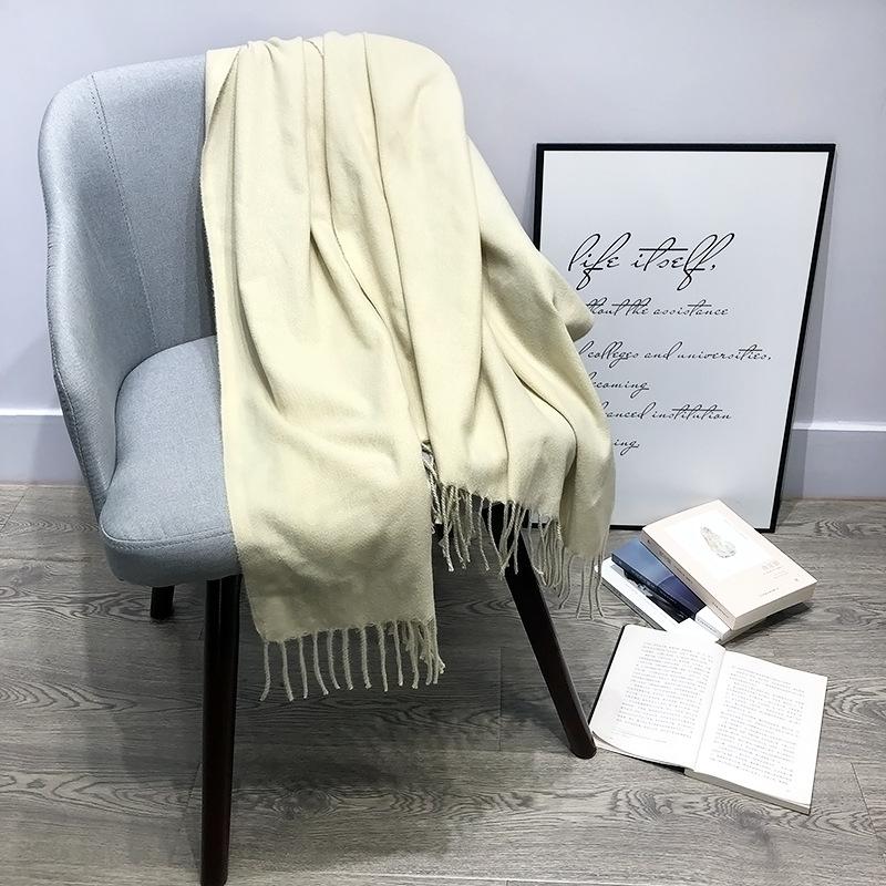 Autumn and Winter Solid Color Scarf Classic Bright Red Scarf Thickened Thorn Shawl LOGO Tassel