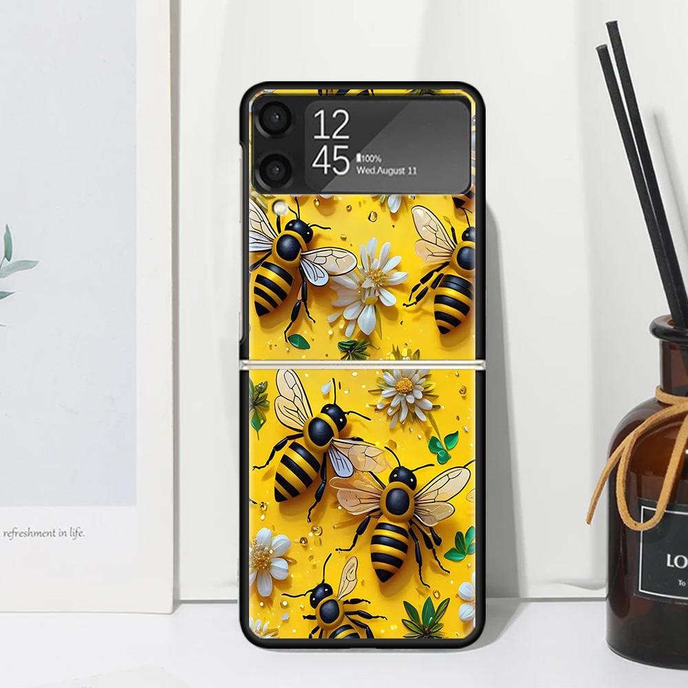 Bee Keeping Honey Animal Phone Case Cover for Samsung Galaxy Z Flip 7 6 5 4 3 5G Flip3 Flip4 Flip5 ZFlip6 ZFlip7 Black Fundas Cl