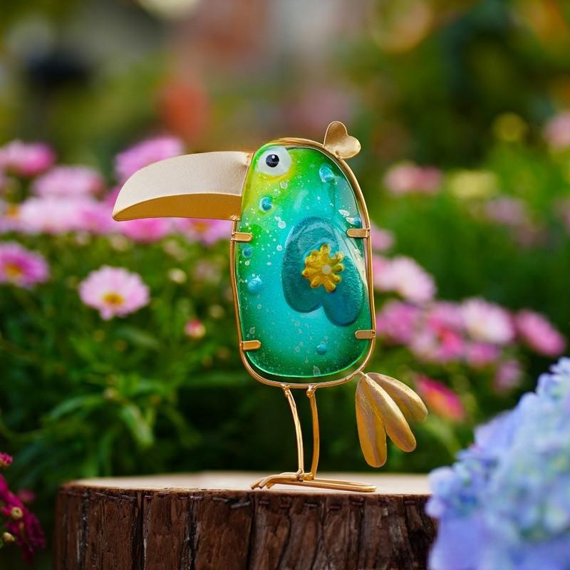Glass Bird Garden Decor Painted Finish For Gift Giving And Home Decor