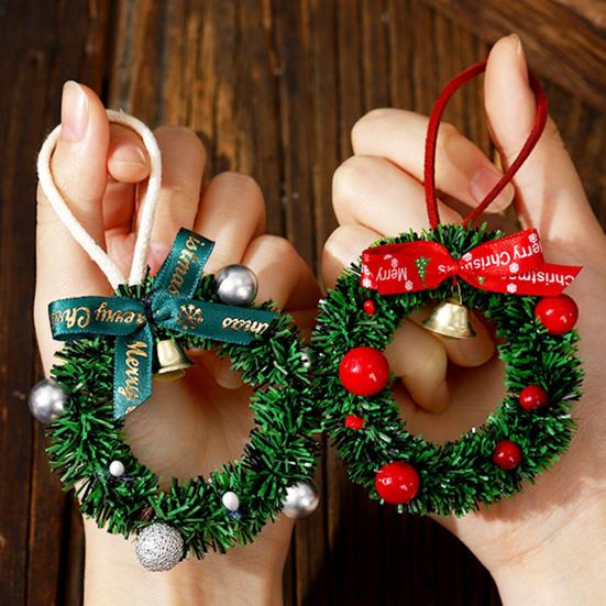 Christmas Wreath Decoration Mini Wreath with Bow And Bell Artificial Greenery Wreath for Tree Door Wall Holiday Home Decoration