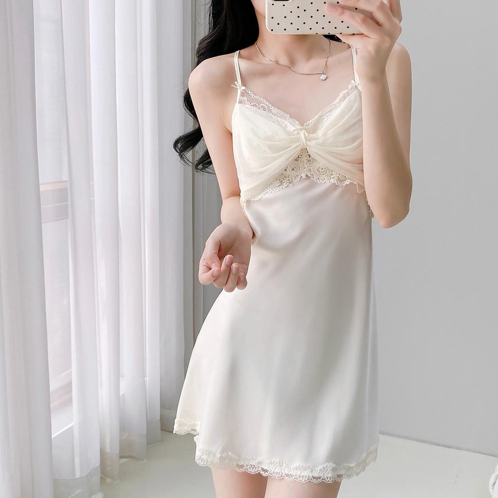 1011 new French satin lace nightdress women's summer sexy suspender with chest pad light luxury loungewear outside