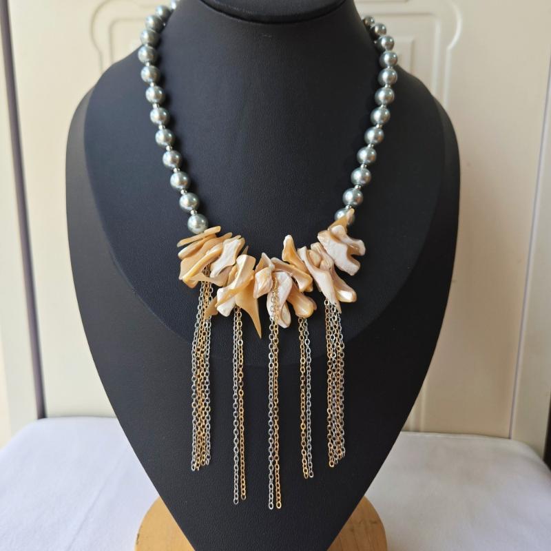 

Irregular Pearl Shell Beaded With Tassel Collarbone Chain Necklace Ins Light Luxury Texture Party Jewelry Gift