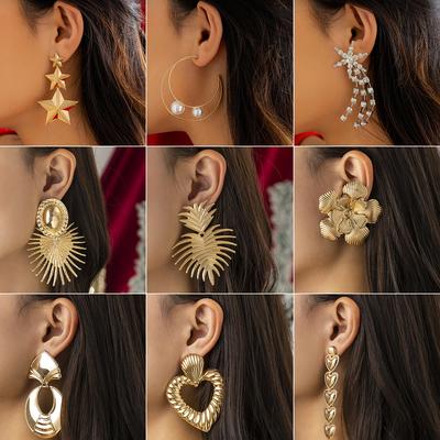 Accessories, Simple Long Star-shaped Flower Earrings, Personalized Business Cold Wind Heart-shaped Burr Stud Earrings