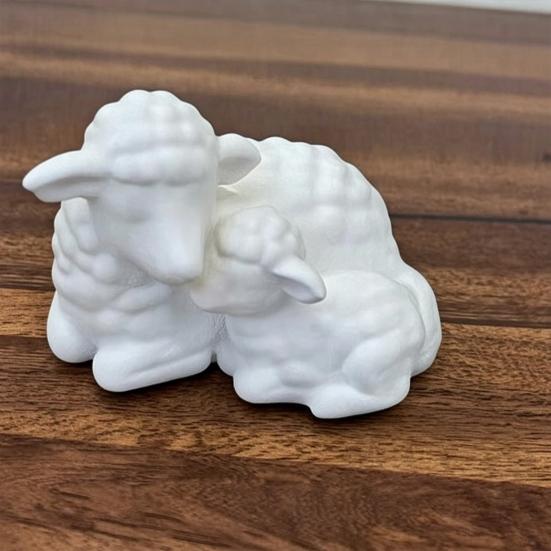 3D Printed Mother and Baby Sheep Figurine, Soft White Desk Decor, Cute Animal Shelf Ornament, Heartwarming Mother's Day & Newborn Gift