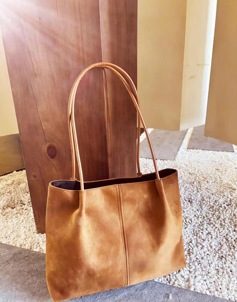 2025 Retro Large Capacity Suede Women's Shoulder Tote - Autumn/Winter Casual