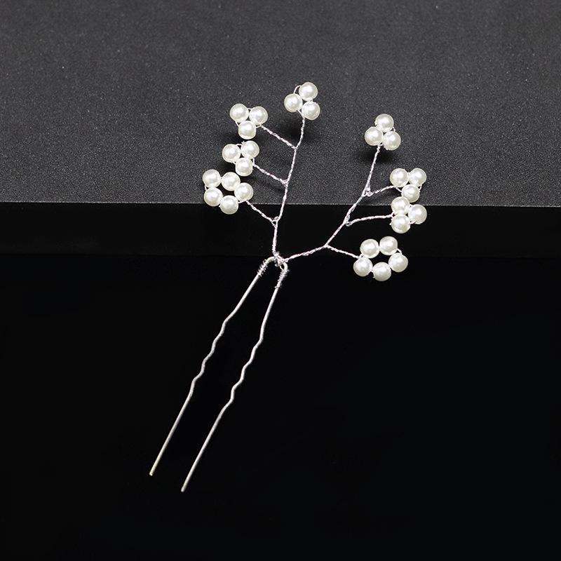 Daisy Pearl Bride Hairpin: Elegant Updo Accessory