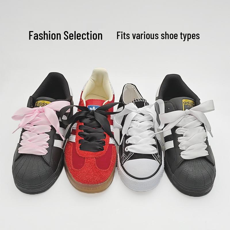 Lesklé 2cm ploché hedvábné tkaničky do neformálních německých tréninkových bot - Jeden pár