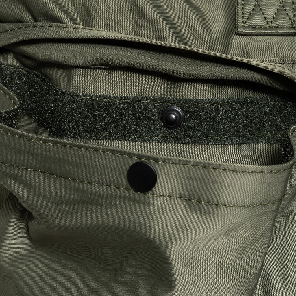 Kaneitei Rome Helmet Bag M (Olive Drab) / Recycled