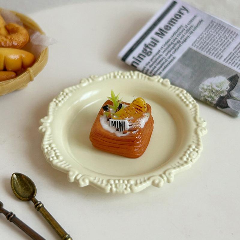 3 Peças Brinquedo de Menina Miniatura Casa de Bonecas Prato de Pastelaria Mini Bandeja de Entalhe Retrô Disco Comida para Cozinha de Brincar Acessórios para Boneca