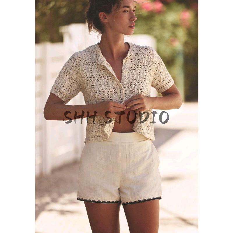 Summer New Product Women's Clothes French Classic Style Single-Breasted round Neck Short Sleeve Cut Out Knitting Outwear 8082001