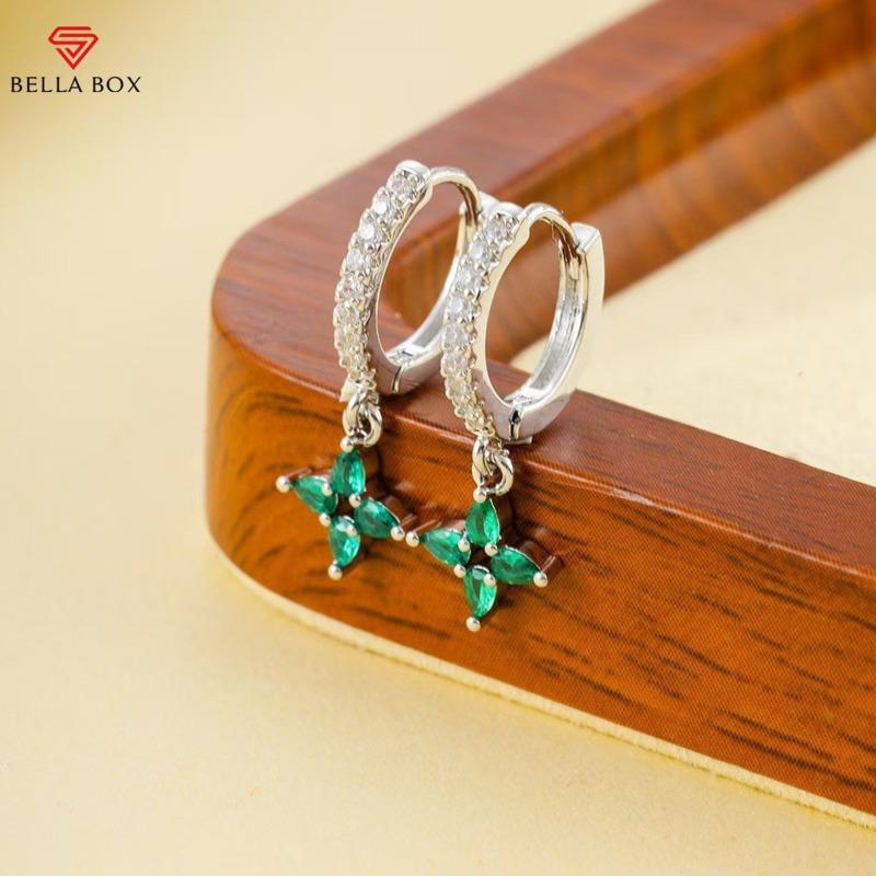 

BELLA BOX European And American Fashion Geometric Style Zirconia Silver Stud Earrings, Niche Four-leaf Clover Earrings серебряный