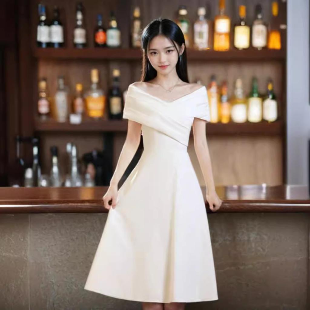 One-word Shoulder White Summer Evening Dress Host Temperament Banquet Can Usually Wear French Graduation Dress