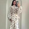 Abito Midi da Donna a Pois con Bordi Arricciati a Maniche Lunghe Bianco Nero Abito Elegante