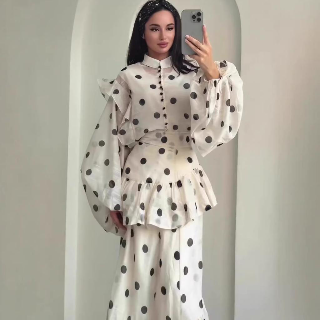 Abito Midi da Donna a Pois con Bordi Arricciati a Maniche Lunghe Bianco Nero Abito Elegante
