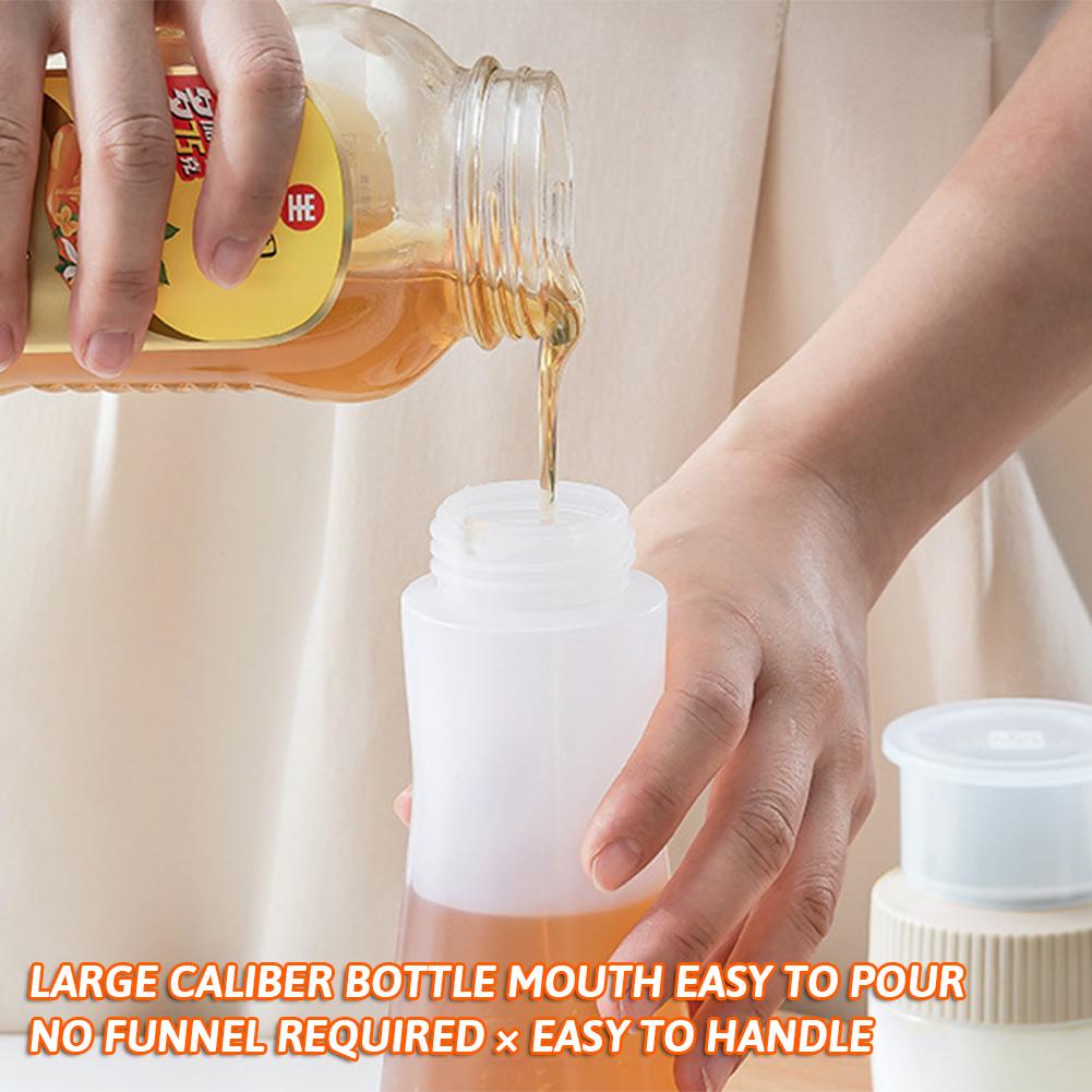 Squeeze Bottle With Cap Transparent Leakproof Plastic Dispenser For Kitchen