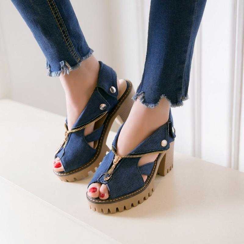 Moda Moda Scarpe Donna 2025 Tacco Blocco Sandali Alti Donna Taglia Grande Lusso Comfort Denim Chunky Tacchi Alti Ragazze Zoccoli Basso Cle