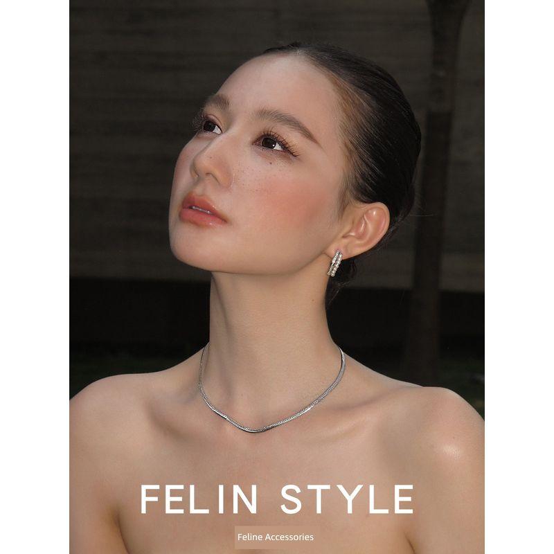 Kendall Jenner Fashion Double Layer Twin Snake Bones Chain Necklace Female Light Luxury Minority Gold High-Grade Sweater Chain Chain Necklace