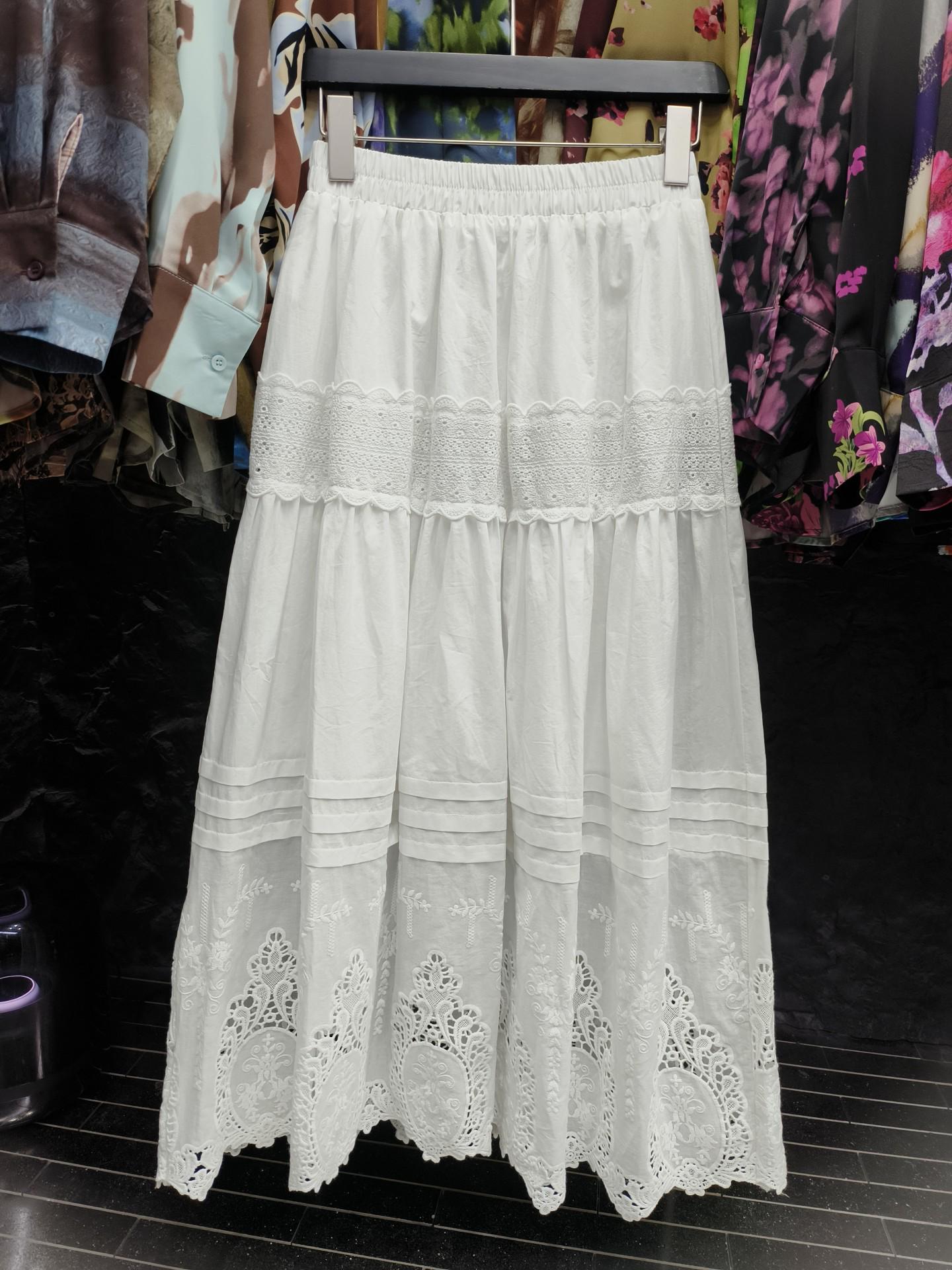 2026 Lace Patchwork Midi Skirt - Spring/Autumn, French Style, Sweet & Exquisite Embroidery One Size белый