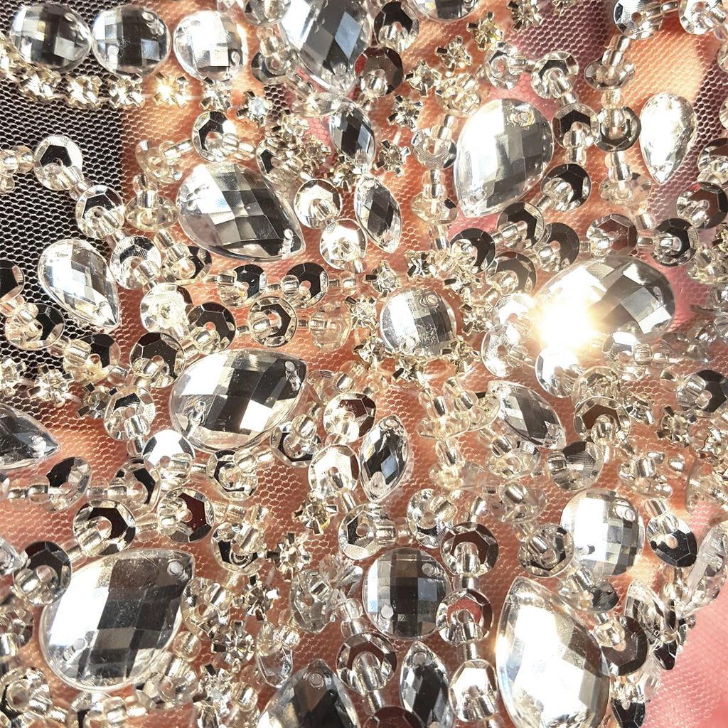 New Exquisite Pure Handmade Bright Crystal Patches Sew-on Rhinestones Applique with Stones Sequins Beads for Wedding Dress DIY Manual Accessories