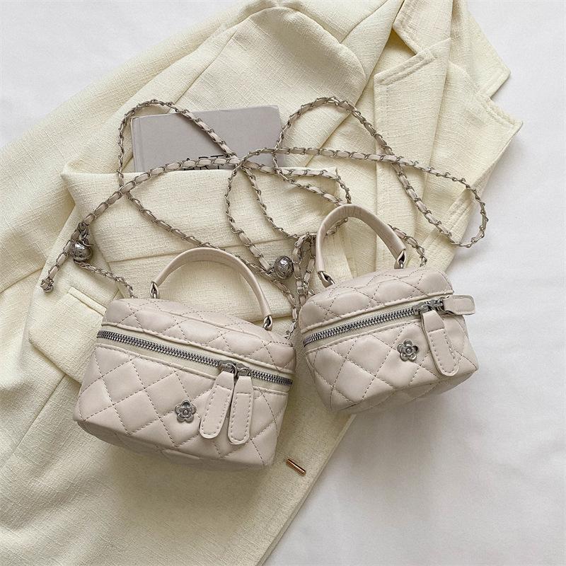 Простая ромбовидная цепочка портативная сумка-коробка 2025 новая текстура простая женская сумка зарубежный стиль дизайн кроссбоди маленькая квадратная сумка Small