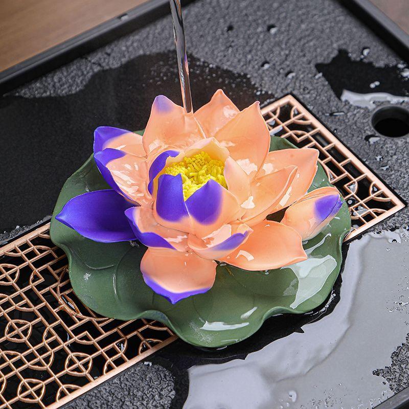 Hand Pinched Lotus Tea Pet Ceramic Color Changing Sculpture Chinese Style Artwork for Home Office Desk Decor Gift
