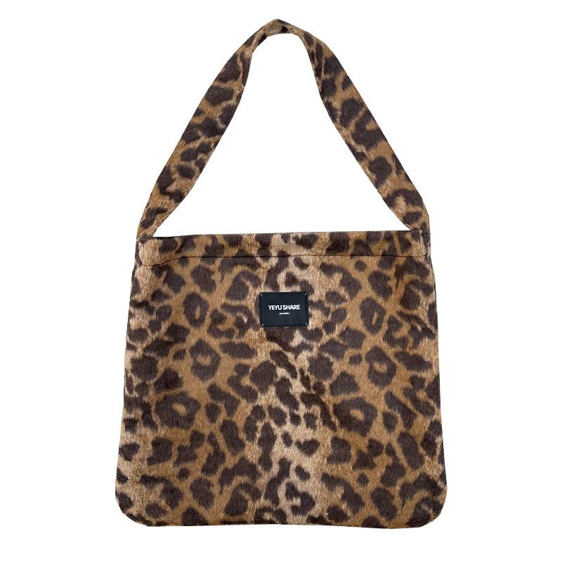 

Leopard print tote bag women s new niche shoulder messenger bag women s bag коричневий