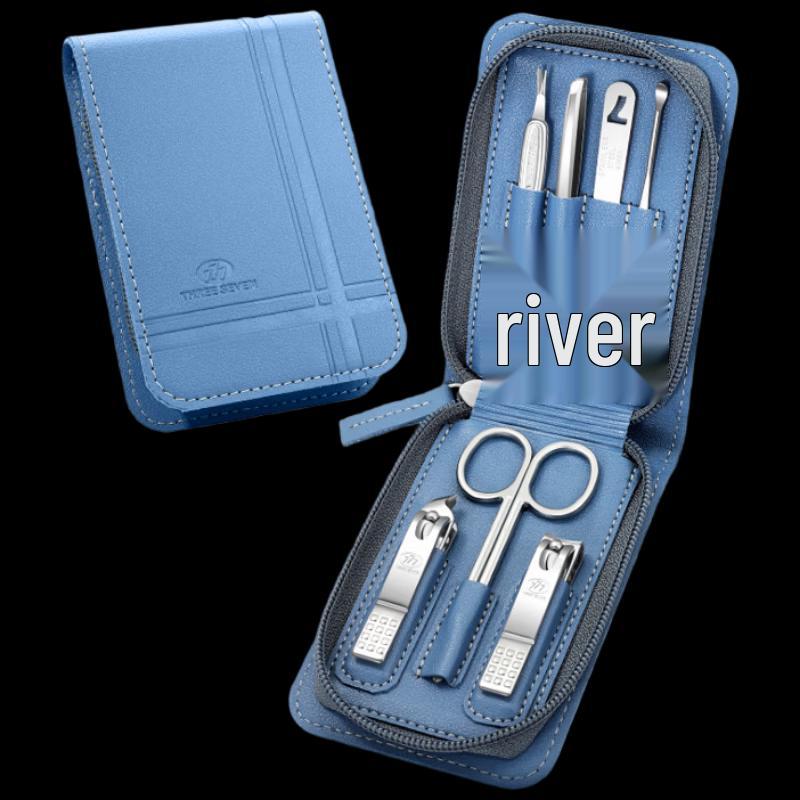 THREE SEVEN 7-Piece Nail Care Set