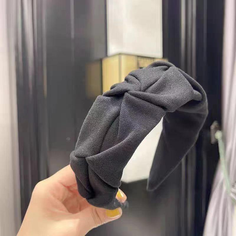 Luksusowa jesienno-zimowa opaska do włosów dla kobiet - Elegancki klips typu skull top z szerokim rondem do włosów i mycia twarzy.