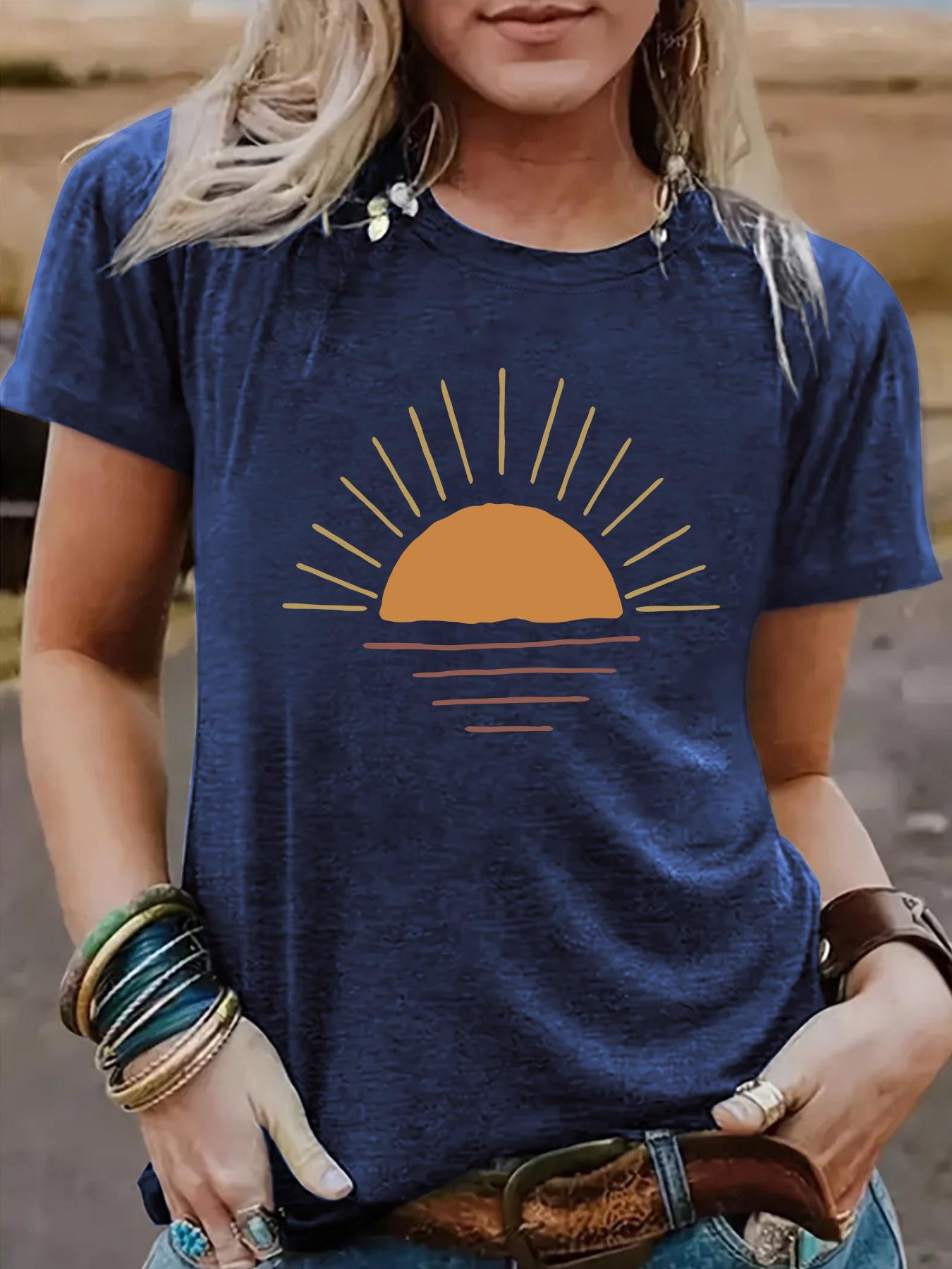 

Літня жіноча повсякденна футболка з візерунком «сонце» для європейців та американців – круглий виріз горловини, короткий рукав, модний дизайн. Extra Extra Large