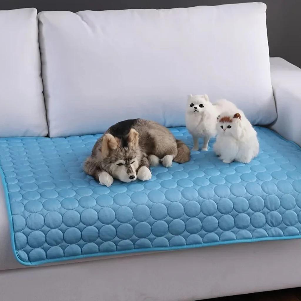 Pet Cooling Mat Dog Cat Sleeping Pad Cool Ice Silk Moisture-proof Mattress Cushion Summer Small Animal Cold Bed 5 Sizes