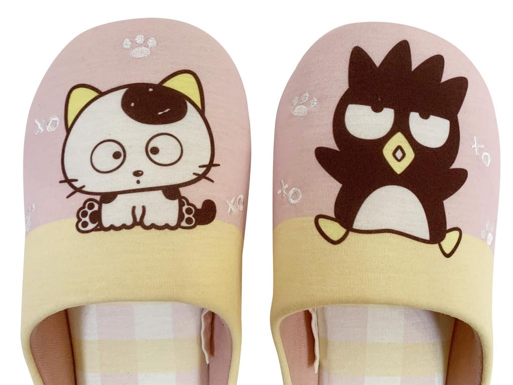Atelier Momo and Momo Tama Friends X Sanrio Characters Tama Room Indoor Size Pink X & Badtz-Maru Shoes, Slippers, M, 23-25cm, Yellow, TFS43951-51